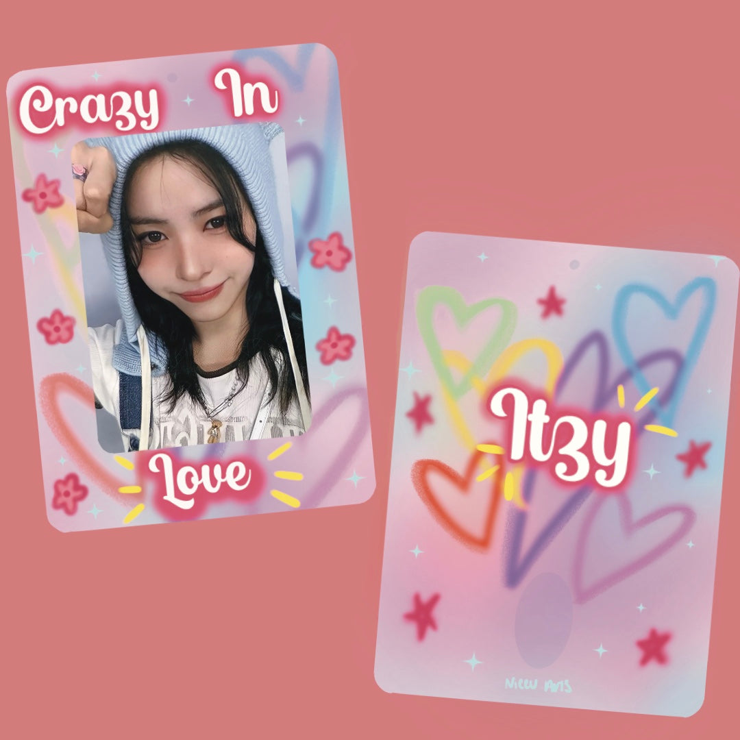 (Preorder) Itzy Pc Holder