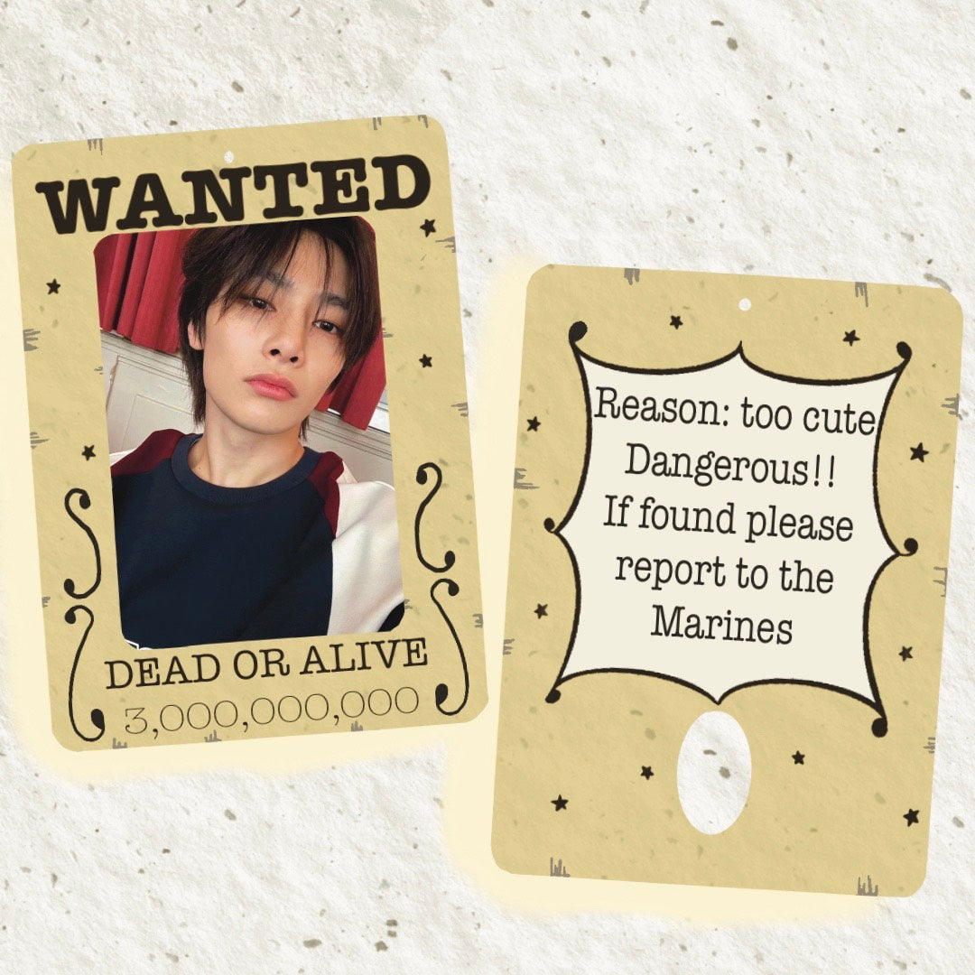 WANTED Cute Photocard holder