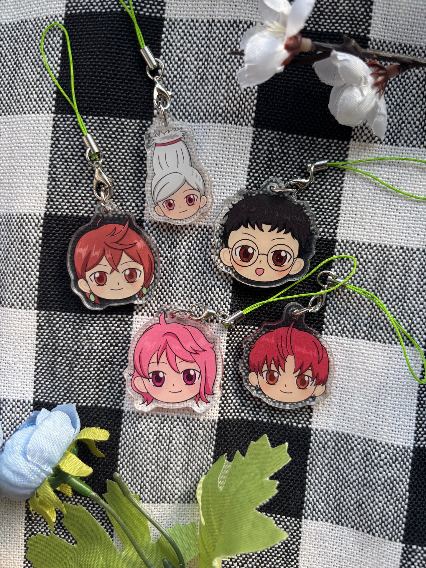 Dan Da Dan Phone Charms